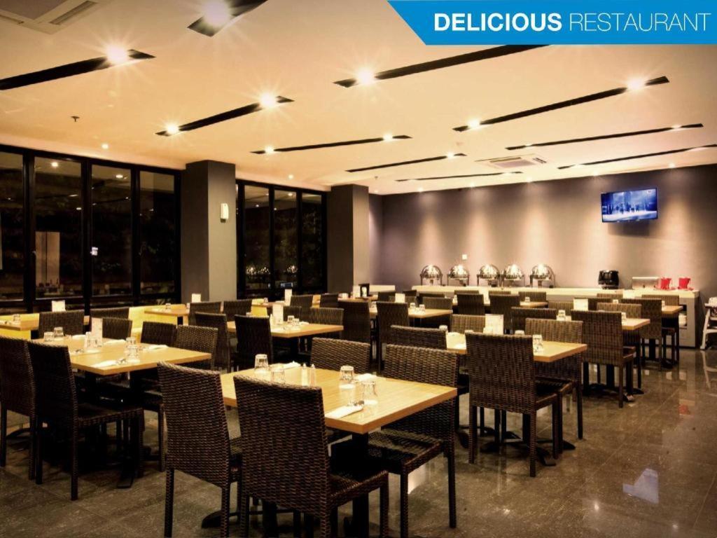 Indies Hotel Bandung Esterno foto